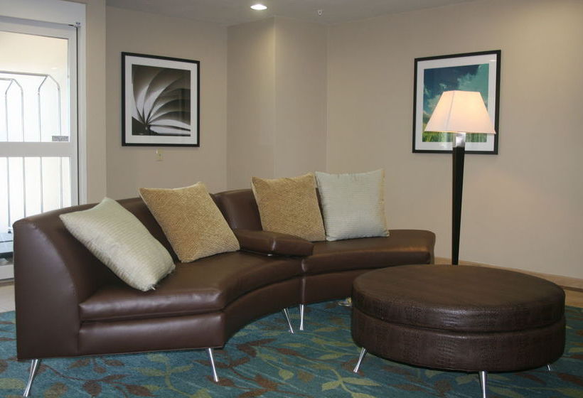 Candlewood Suites College Station at University  | Bryan | Texas | United States 20