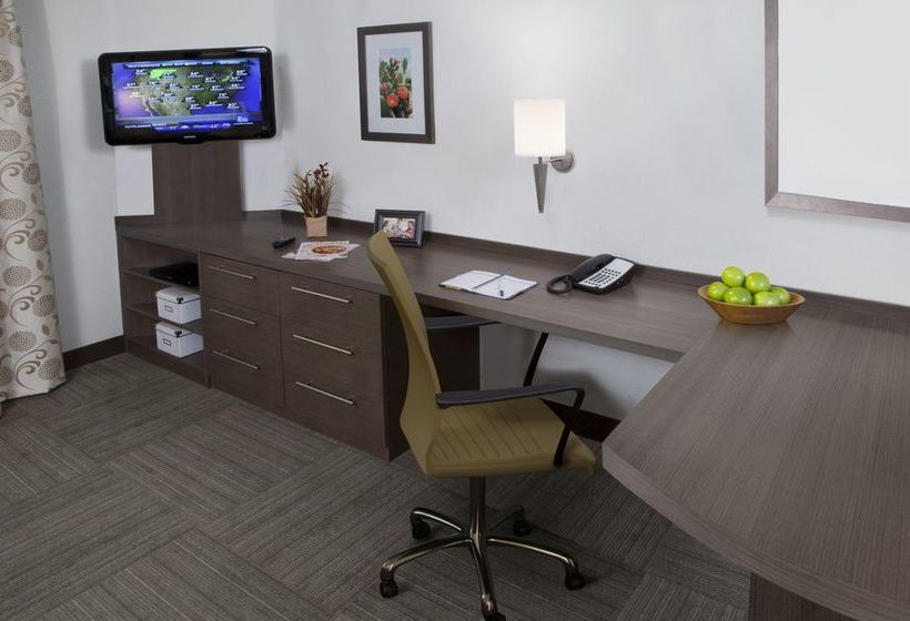 Candlewood Suites College Station at University  | Bryan | Texas | United States 4