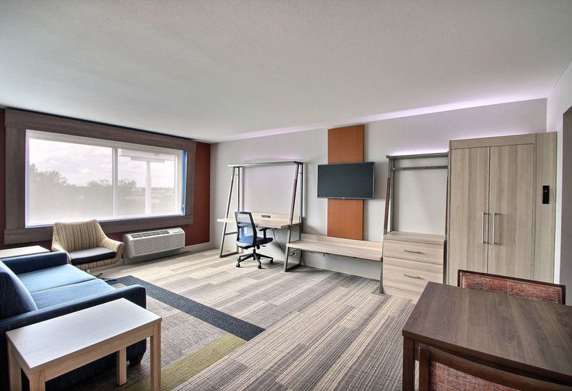 Hotel Holiday Inn Express & Suites Fond Du Lac  | Fond du Lac | Wisconsin | United States 14