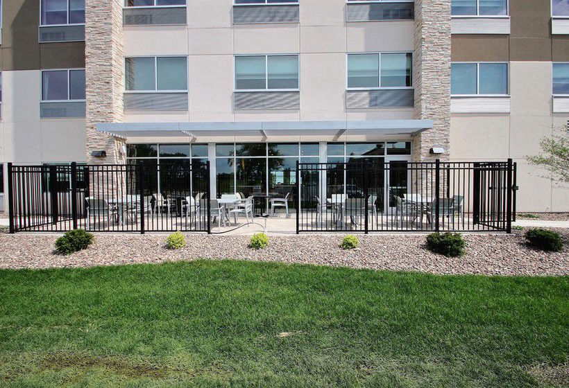 Hotel Holiday Inn Express & Suites Fond Du Lac  | Fond du Lac | Wisconsin | United States 19