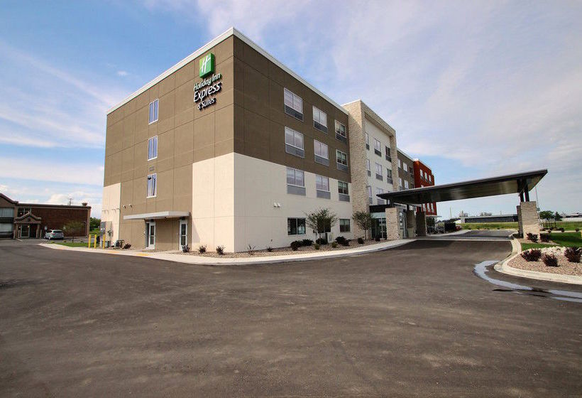 Hotel Holiday Inn Express & Suites Fond Du Lac  | Fond du Lac | Wisconsin | United States 9
