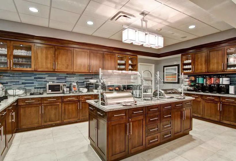 Hotel Homewood Suites By Hilton Woodbridge 