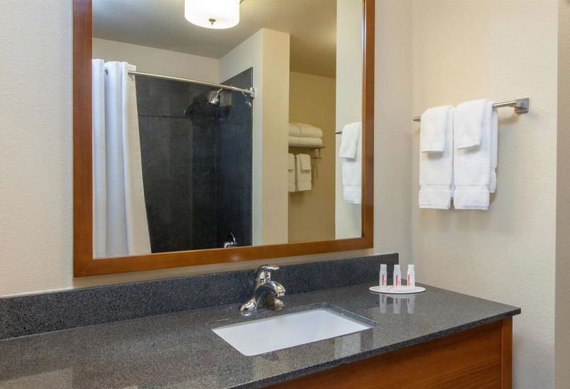 Hotel Baymont Inn & Suites Grand Forks  | Grand Forks | North Dakota | United States 8