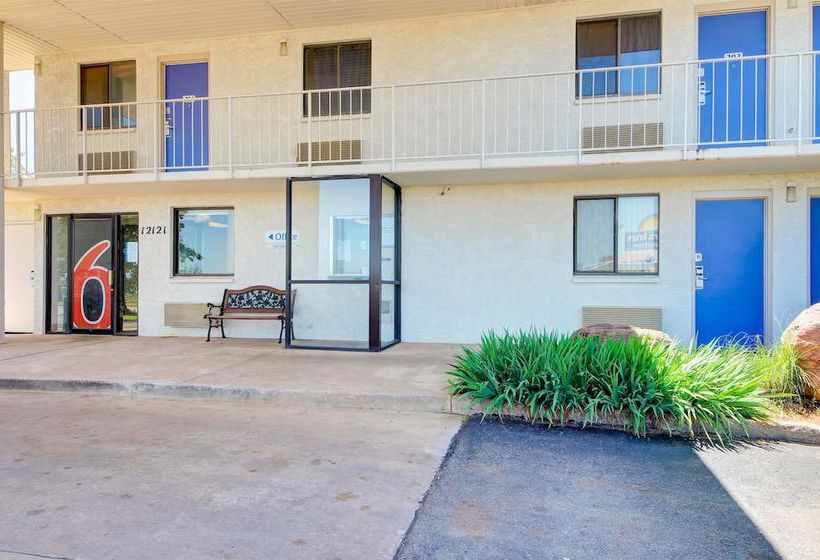 Motel 6 Oklahoma City North Frontier City  | Oklahoma City | Oklahoma | United States 19