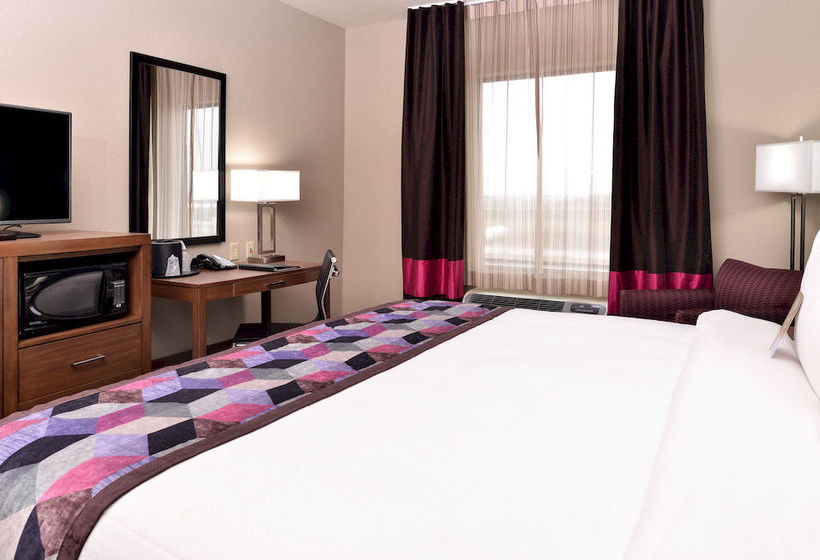 Hotel Comfort Inn & Suites Newcastle Oklahoma City  | Newcastle | Oklahoma | Estados Unidos 2