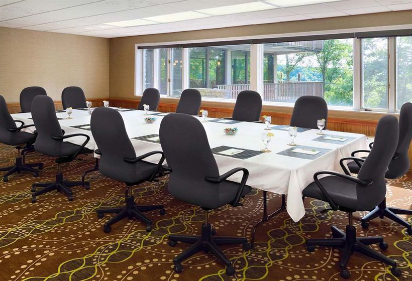 Resort Burr Oak Lodge And Conference Center 