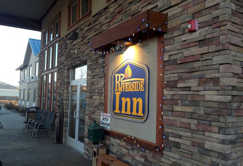 Hotel A Riverside Inn 