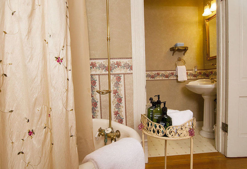 Bed and Breakfast Antebellum Inn