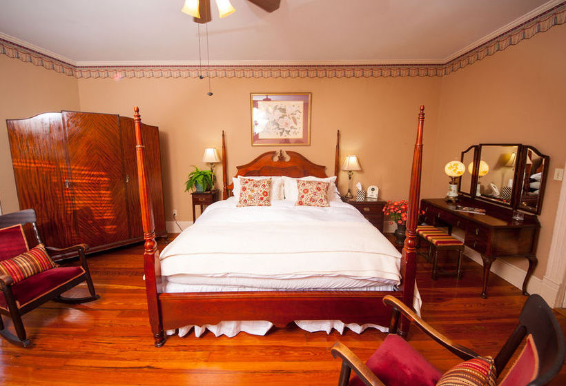 Bed and Breakfast Antebellum Inn  | Milledgeville | Georgia | United States 15