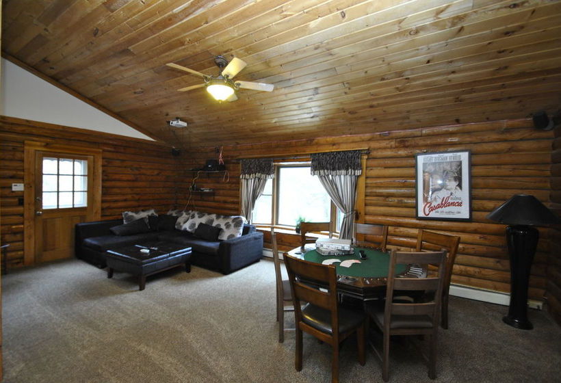 Hotel Lodge On Moonlight Drive  | Stroudsburg | Pennsylvania | United States 12