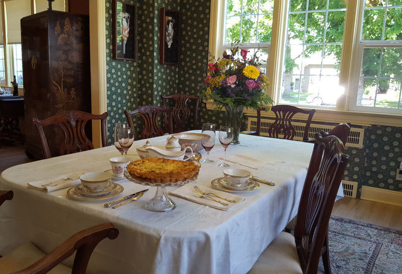 Bed and Breakfast Baker City Blue Door Inn  | Baker City | Oregon | United States 3