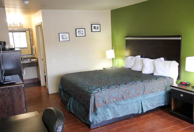 Motel 6 Floresville Tx  | Floresville | Texas | United States 12