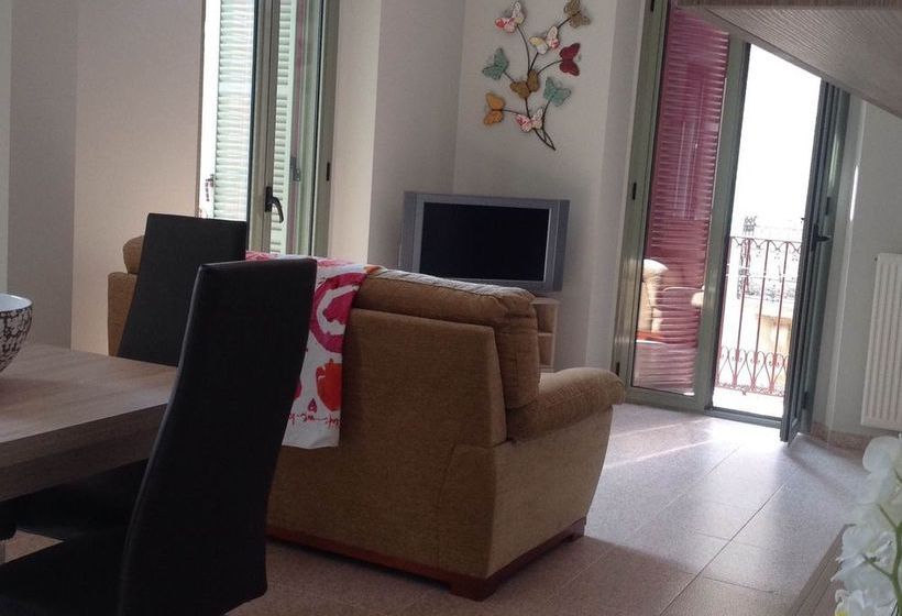 Apartamentos Dalinium  | Figueres | Gerona | España 10