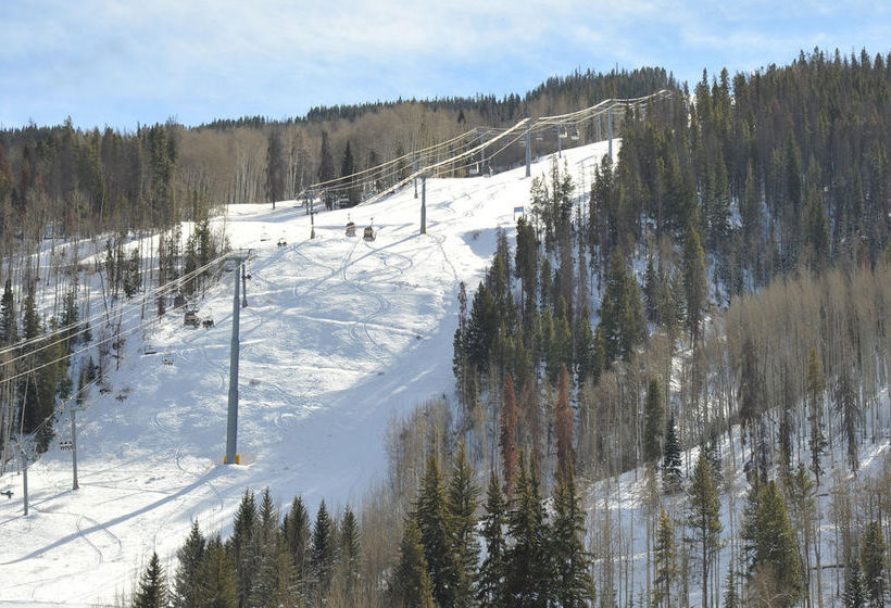 Hotel Vail 21 Lionshead Village By Berkshire Hathaway Colorado