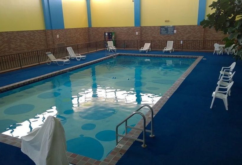 Hotel Sunset Inn & Suites