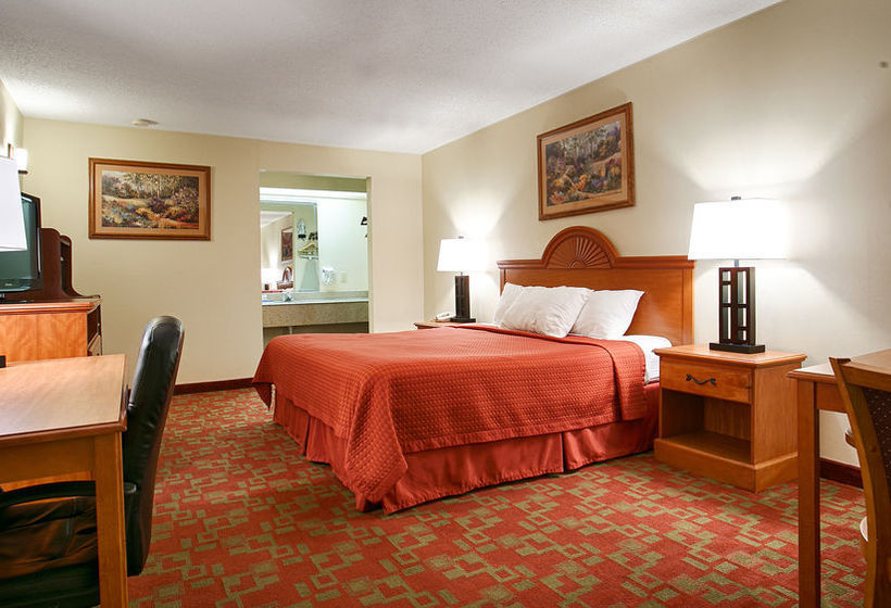 Hotel Quality Inn & Suites Garland - East Dallas  | Garland | Texas | United States 1