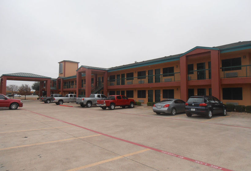Hotel Quality Inn & Suites Garland - East Dallas  | Garland | Texas | United States 9