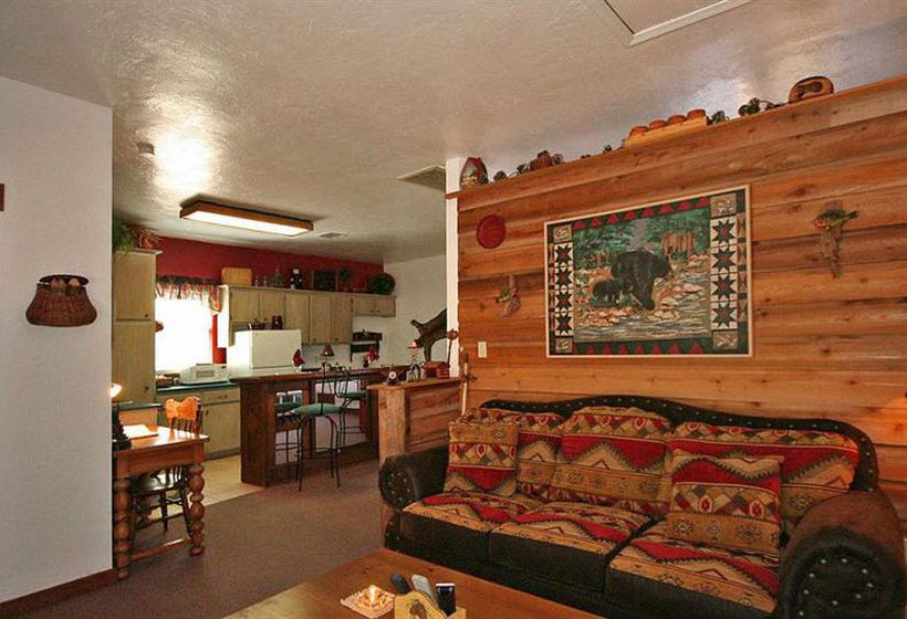 Whispering Pines Bed & Breakfast  | Norman | Oklahoma | United States 5