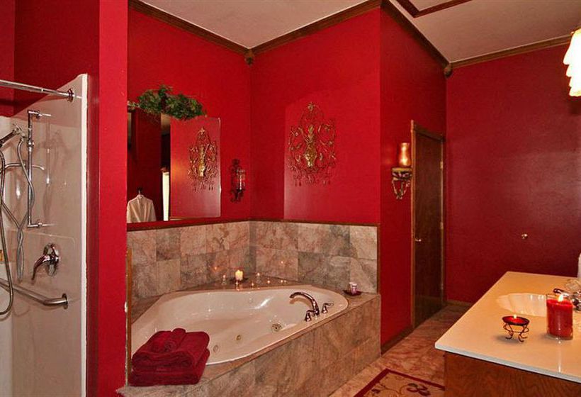 Whispering Pines Bed & Breakfast  | Norman | Oklahoma | United States 6