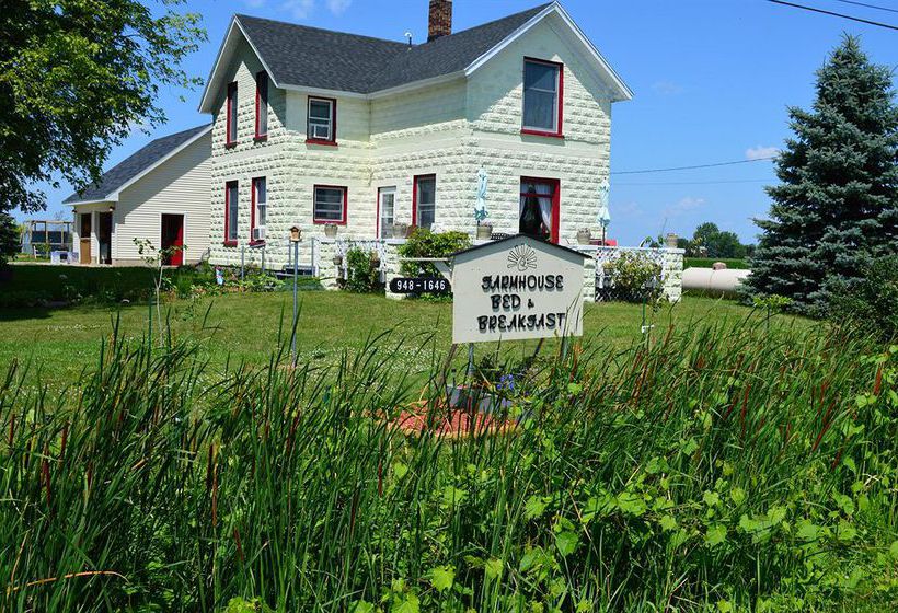 Farmhouse Bed & Breakfast 