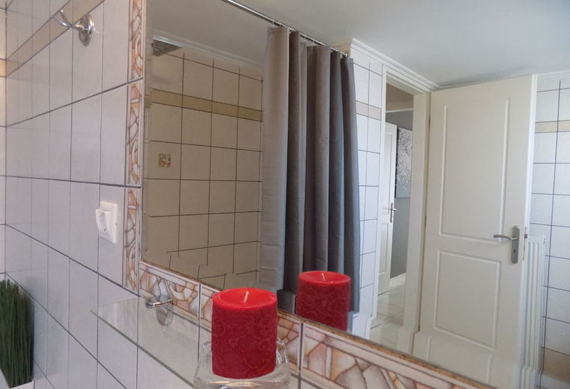 Hotel Holiday Inn Express & Suites Medina  | Medina | Ohio | United States 9