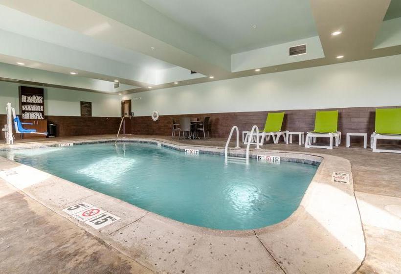 Hotel Comfort Inn & Suites Augusta  | Augusta | Kansas | United States 9