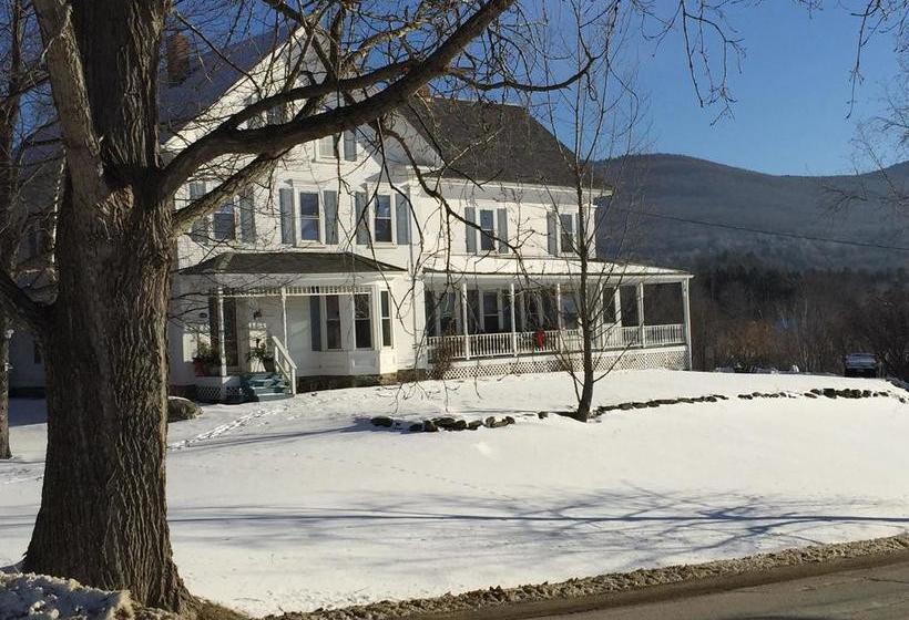 The Farm House Bed And Breakfast Stowe