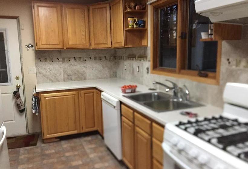 Ocean Bluff B&b  | Kasilof | Alaska | United States 2