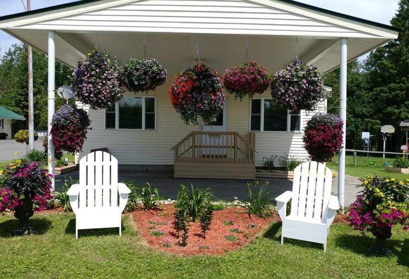 Sunset Motel Of St. Ignace  | St. Ignace | Michigan | United States 13