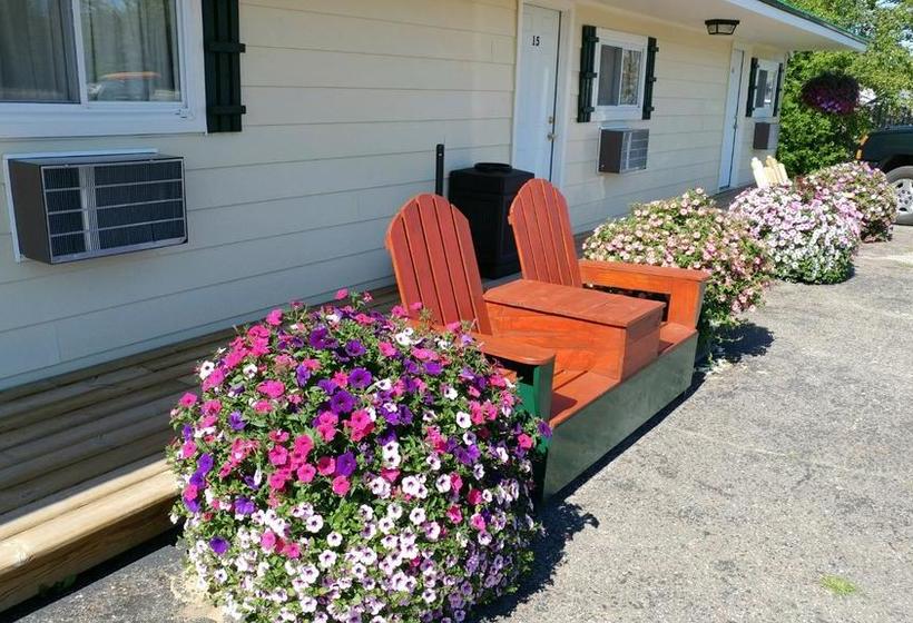 Sunset Motel Of St. Ignace  | St. Ignace | Michigan | United States 8