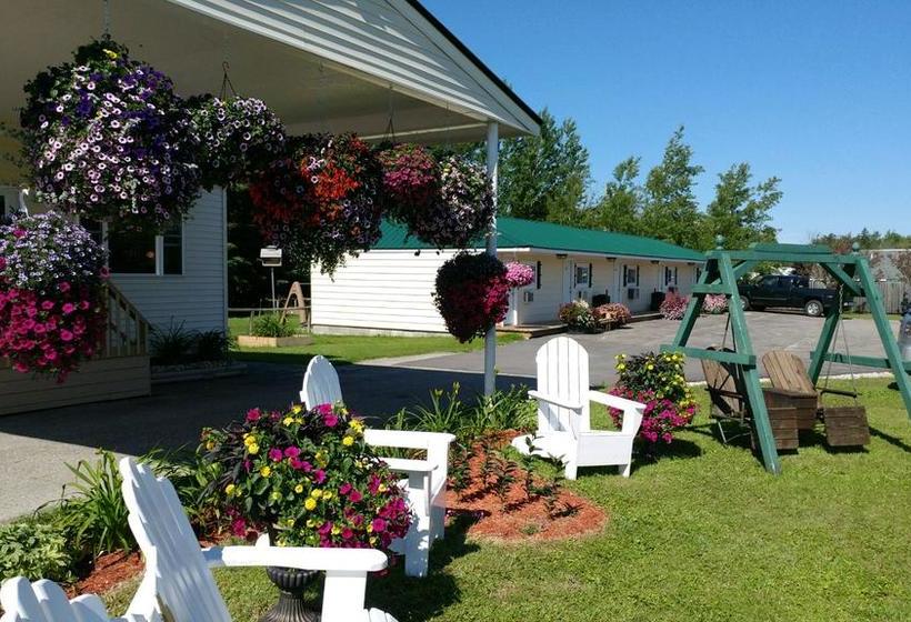 Sunset Motel Of St. Ignace  | St. Ignace | Michigan | United States 9