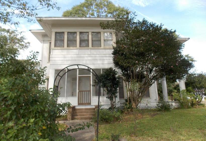 Bed and Breakfast The Royal Plantation Bnb 