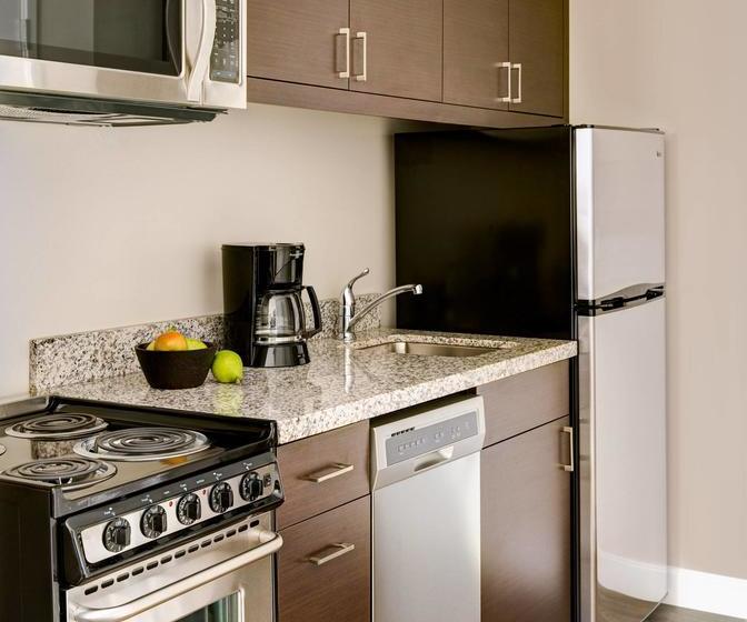 Hotel Towneplace Suites By Marriott Charleston  | Charleston | South Carolina | United States 10