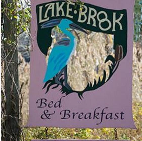 Lake Brook Bed & Breakfast  | Kennebunkport | Maine | United States 3