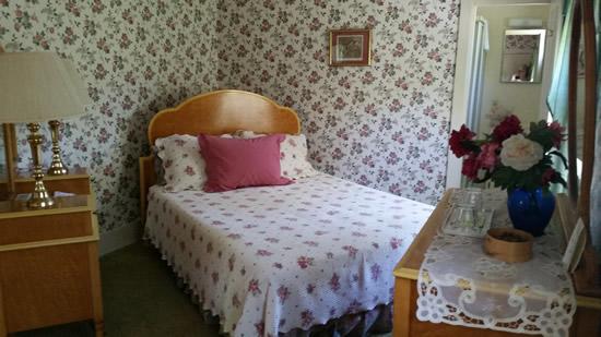 Lake Brook Bed & Breakfast  | Kennebunkport | Maine | United States 5