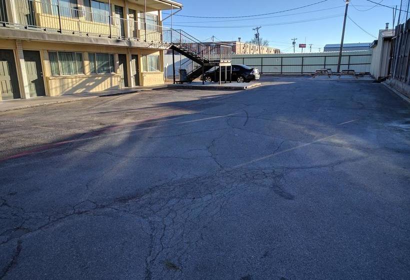 Hotel Budget Inn & Suites  | Amarillo | Texas | United States 16