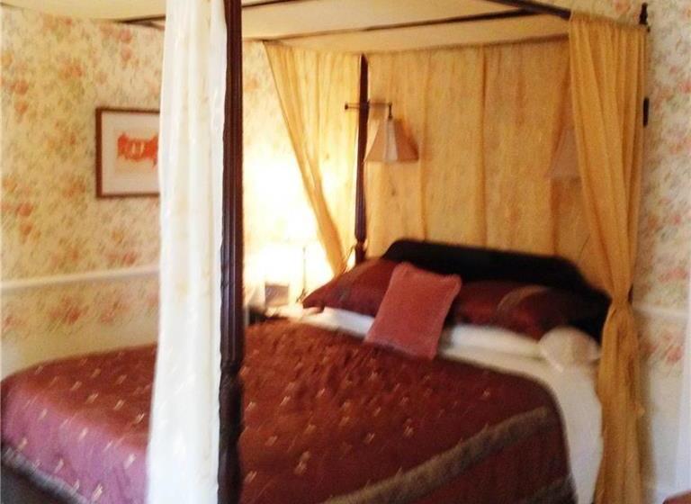 Hillcrest Bed And Breakfast