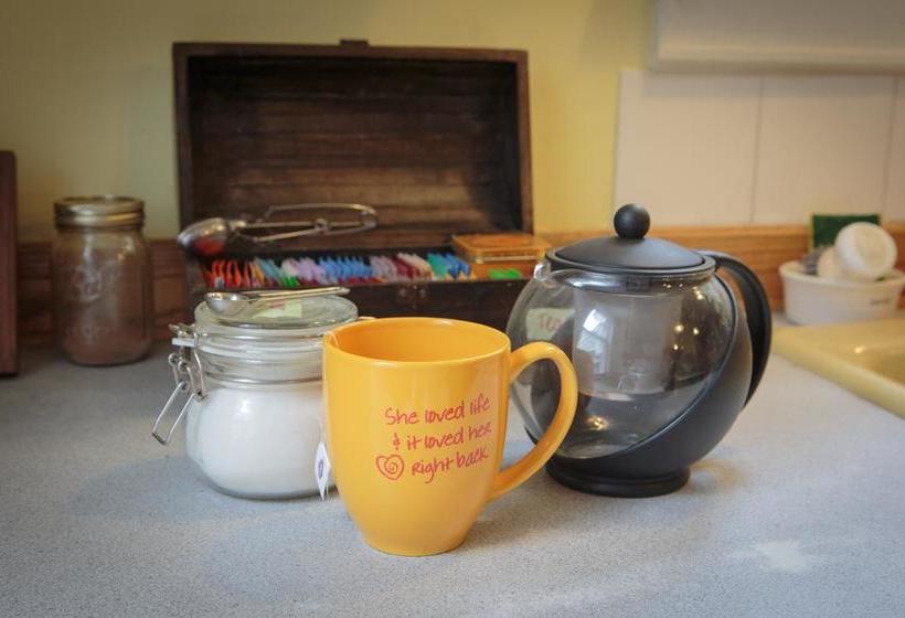 Fernweh Inn & Hostel  | Fort Collins | Colorado | United States 13