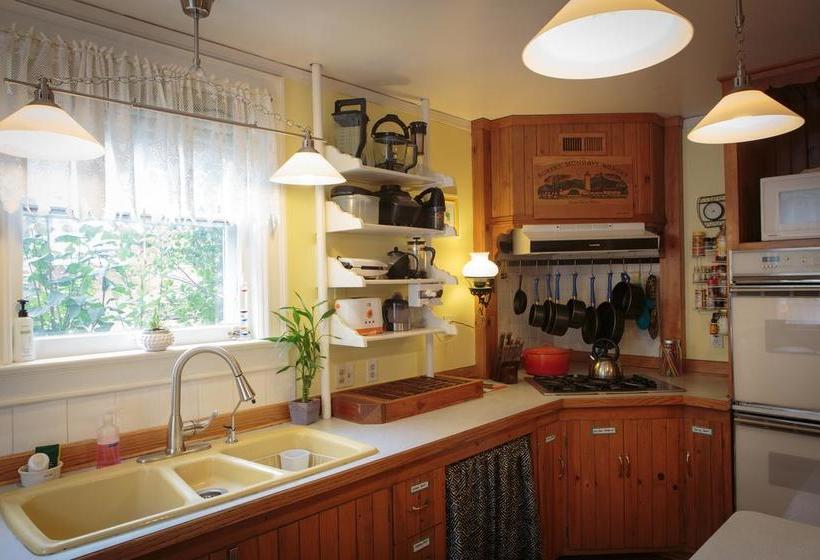 Fernweh Inn & Hostel  | Fort Collins | Colorado | United States 7