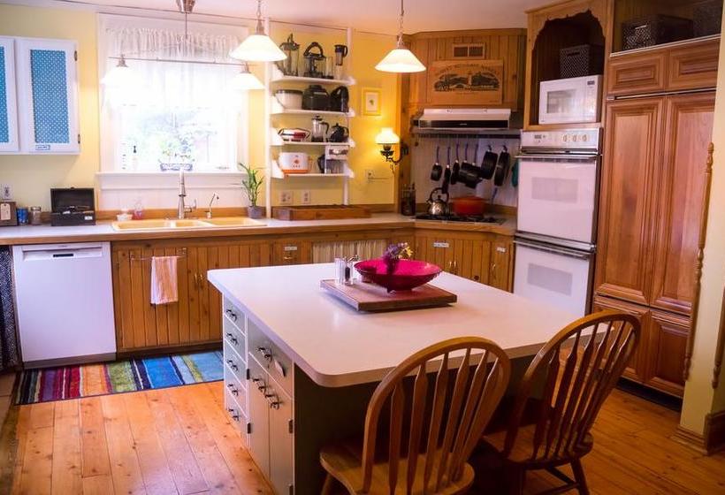 Fernweh Inn & Hostel  | Fort Collins | Colorado | United States 8