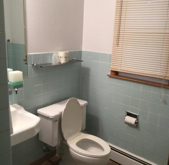 Parkway Motel  | Neenah | Wisconsin | United States 4