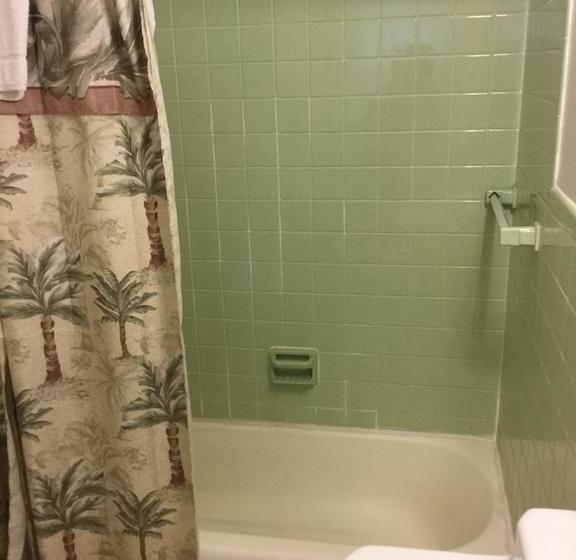 Parkway Motel  | Neenah | Wisconsin | United States 5