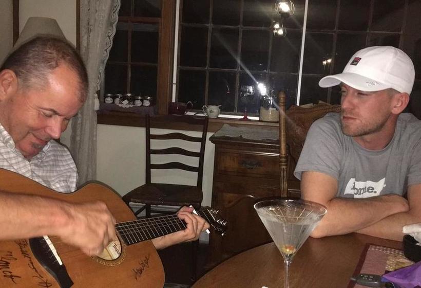 Timber Post Bed & Breakfast  | Nashua | New Hampshire | United States 4