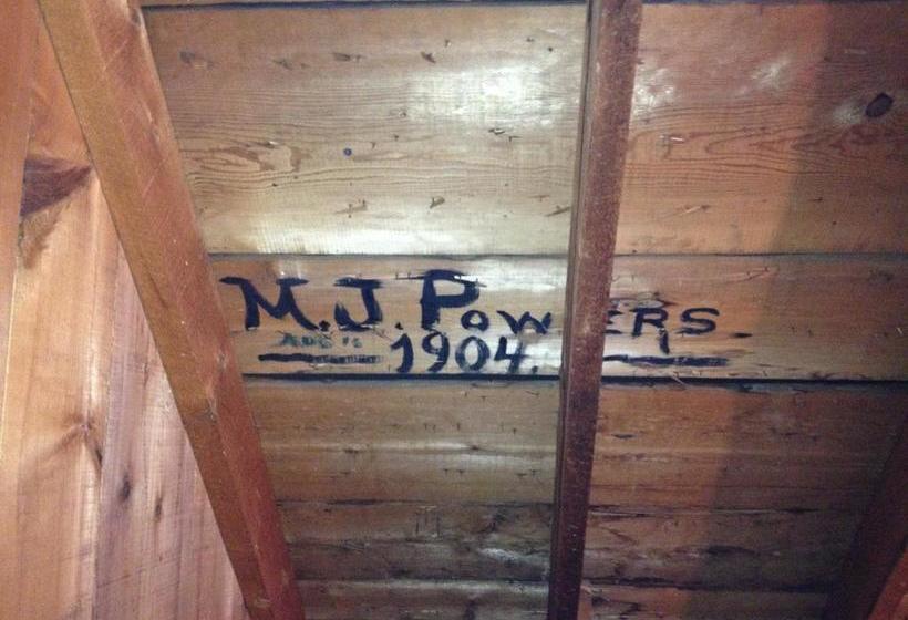 Timber Post Bed & Breakfast  | Nashua | New Hampshire | United States 8