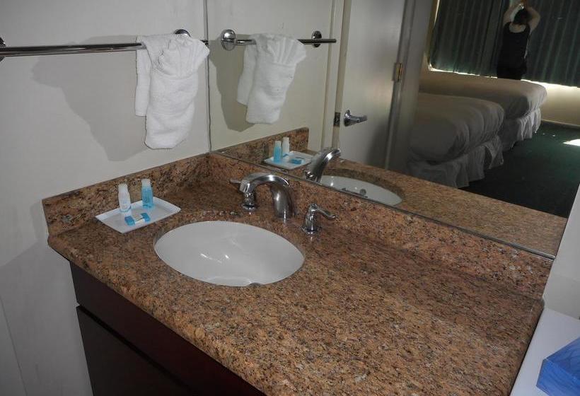 Hotel Highlander Motor Inn  | Arlington | Virginia | United States 4