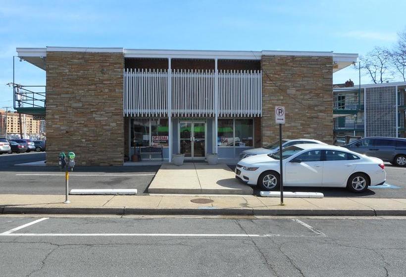 Hotel Highlander Motor Inn  | Arlington | Virginia | United States 6