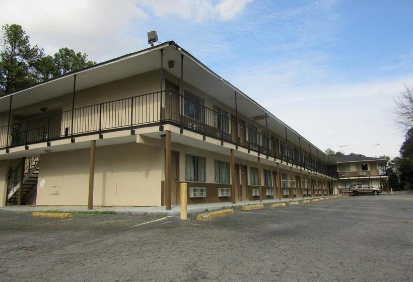 Hotel Regency Inn & Suites