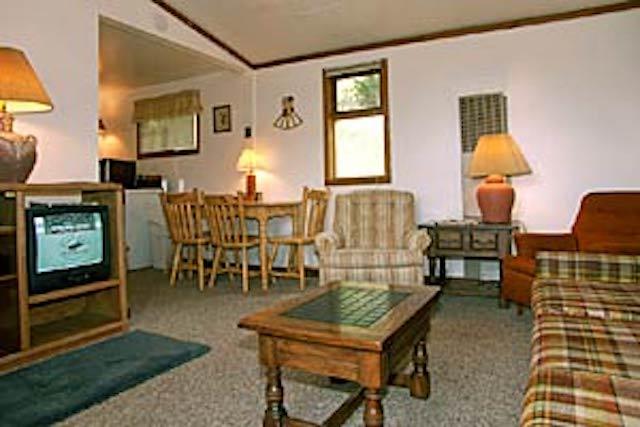 Resort Skyline Cottages  | Estes Park | Colorado | United States 20