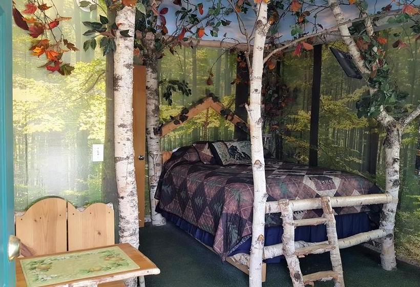 Motel Bear Cove Inn  | St. Ignace | Michigan | United States 10