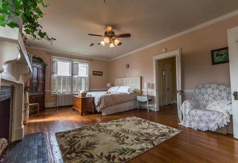 Bed and Breakfast West Park Gardens  | Culpeper | Virginia | United States 5